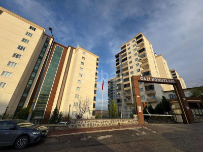 3BAY OKTAY SAĞLAMCI'DAN VADİ MANZARALI 3+1 BAKIMLI DAİRE